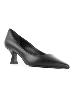 Black leather Arnet pumps ROBERTO FESTA | ARNETNERO